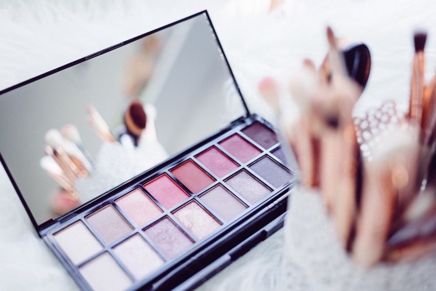 When to Buy Cosmetics: Advice From a Project Panner